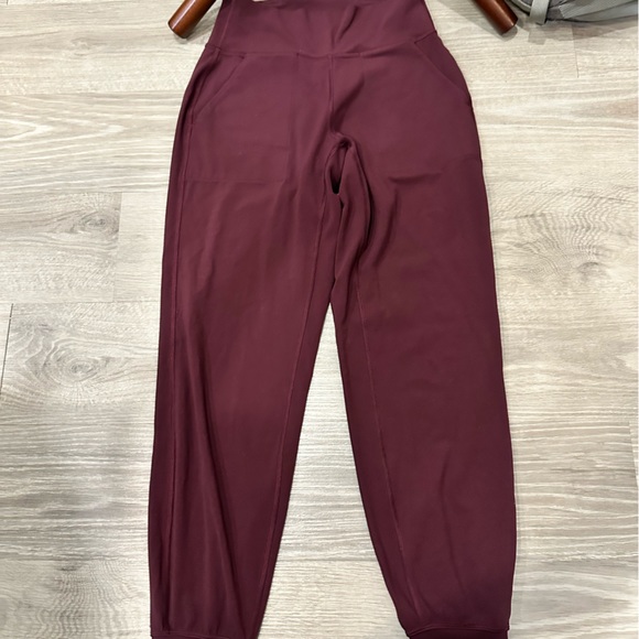 Lululemon Align High Rise Joggers - Picture 3 of 5